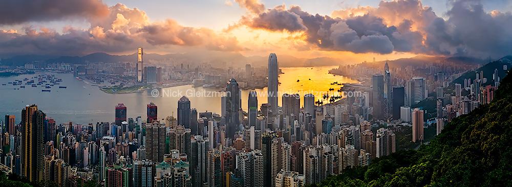 110723-3275-87 <i>Hong Kong Sunrise</i>