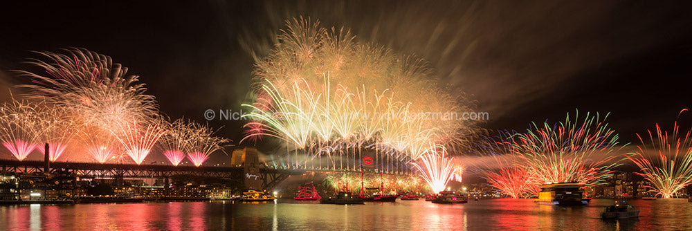 130101-2684 <i>Sydney NYE 2013</i>