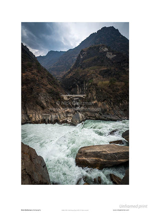 130322-7318 <i>Tiger Leaping Gorge</i>