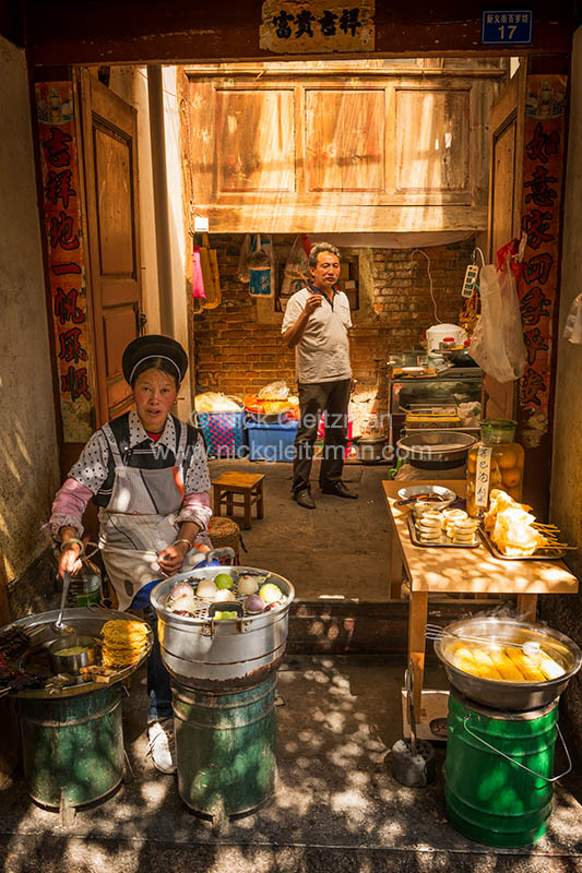 130328-8271 <i>Dayan Old Town</i>