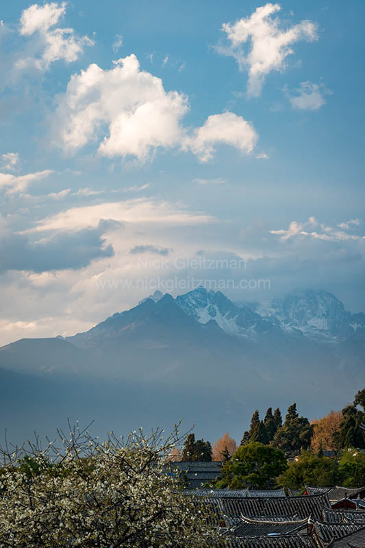 130330-8601 <i>Dayan Old Town</i>