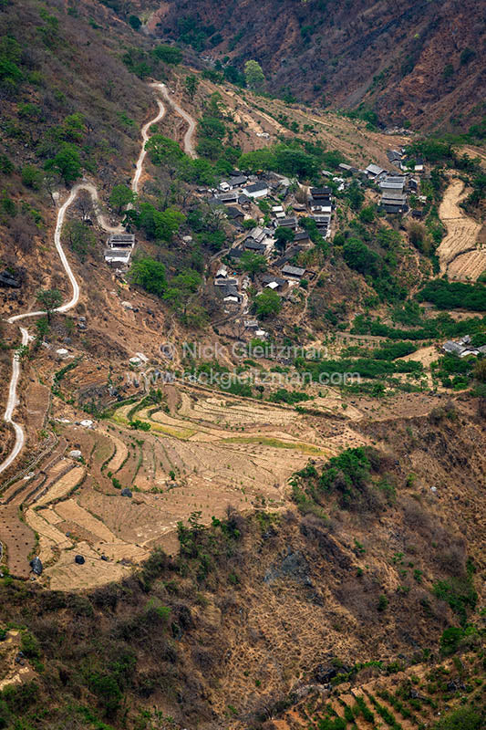 130331-8763 <i>Jinsha (Yangtze) River</i>