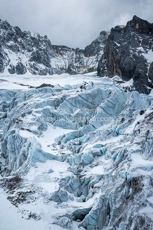 130401-9173 <i>Yulong (Jade Dragon) Snow Mountain</i>