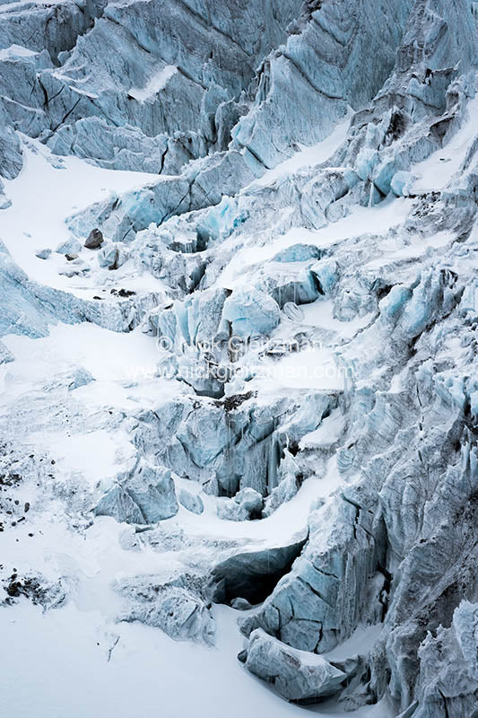 130401-9269 <i>Yulong (Jade Dragon) Snow Mountain</i>