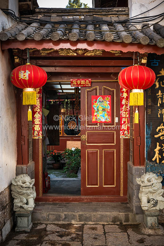 130402-9661 <i>Dayan Old Town</i>