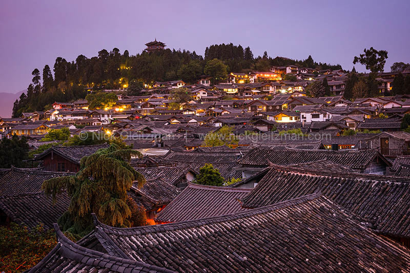 130406-0039 <i>Dayan Old Town</i>