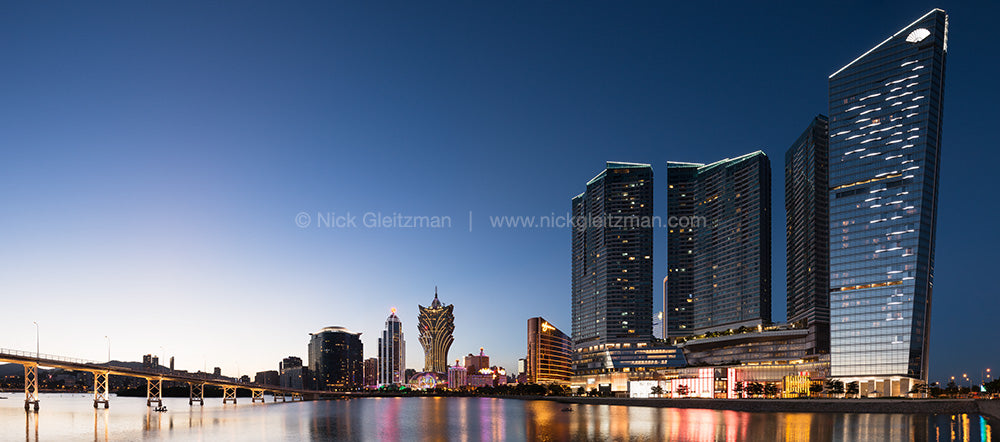 130704-0268-72 <i>Macau Dusk #2</i>