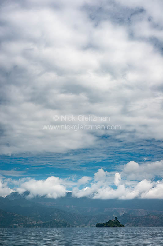 130918-1832 <i>Lugu Lake</i>