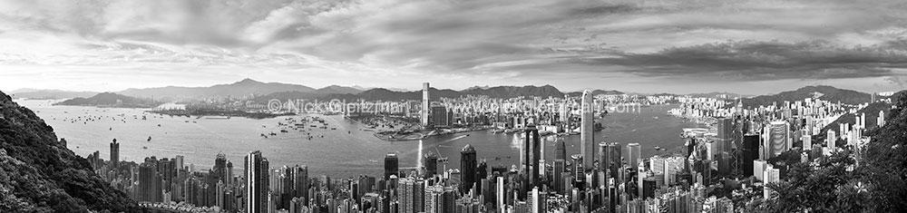 140716-7470-85-BW <i>Victoria Harbour #8 B&W</i>